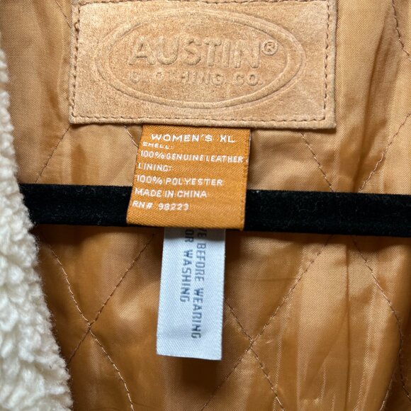 Austin Clothing Co - Leather Jacket - Size XL - Tan leather with sherpa - Picture 2 of 11